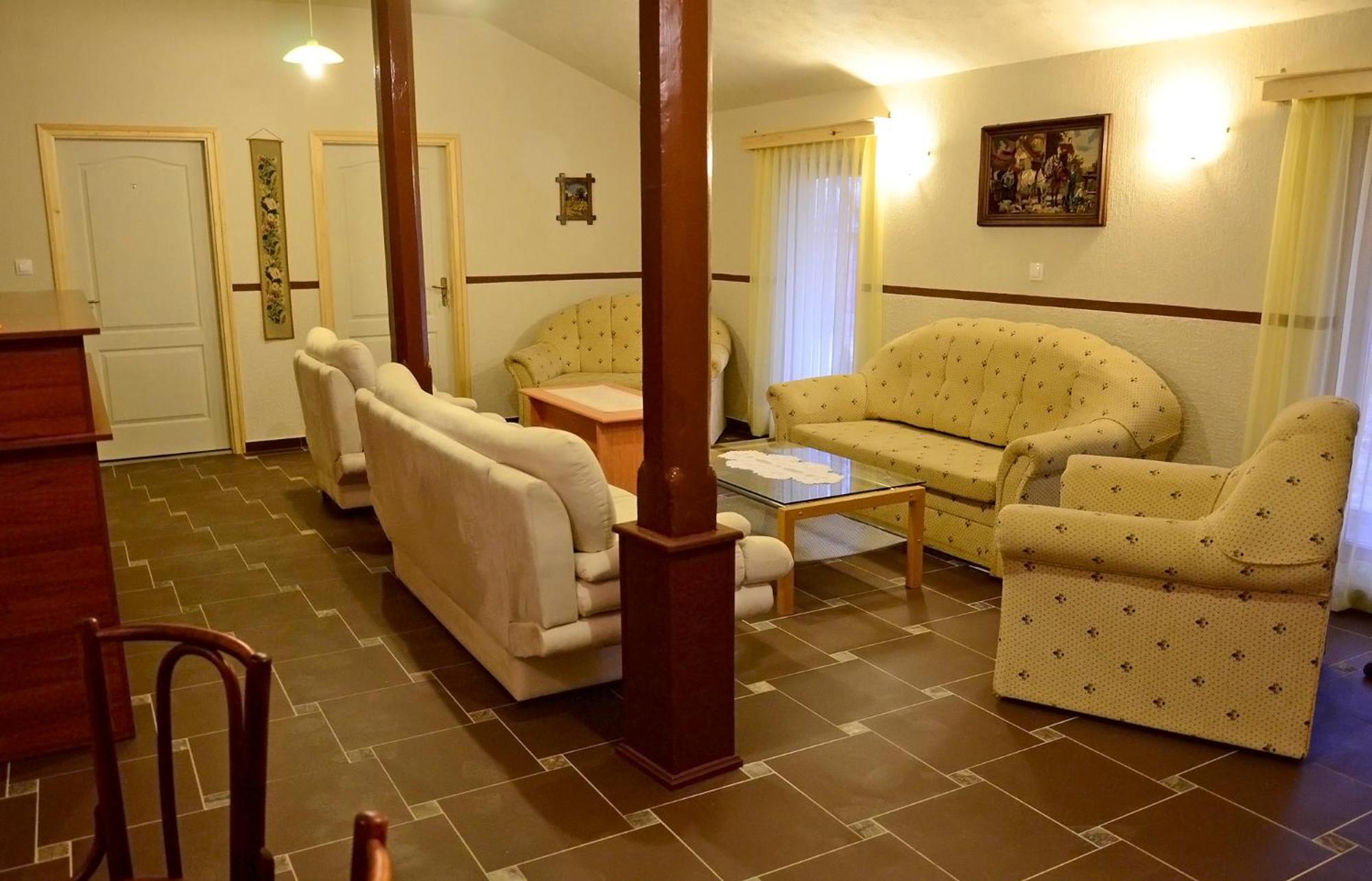 Fatornyos Tanyasi Vendeghaz Otel Bekescsaba Dış mekan fotoğraf